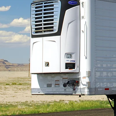 Caja de trailer perarada para tener refrigeracipon movil