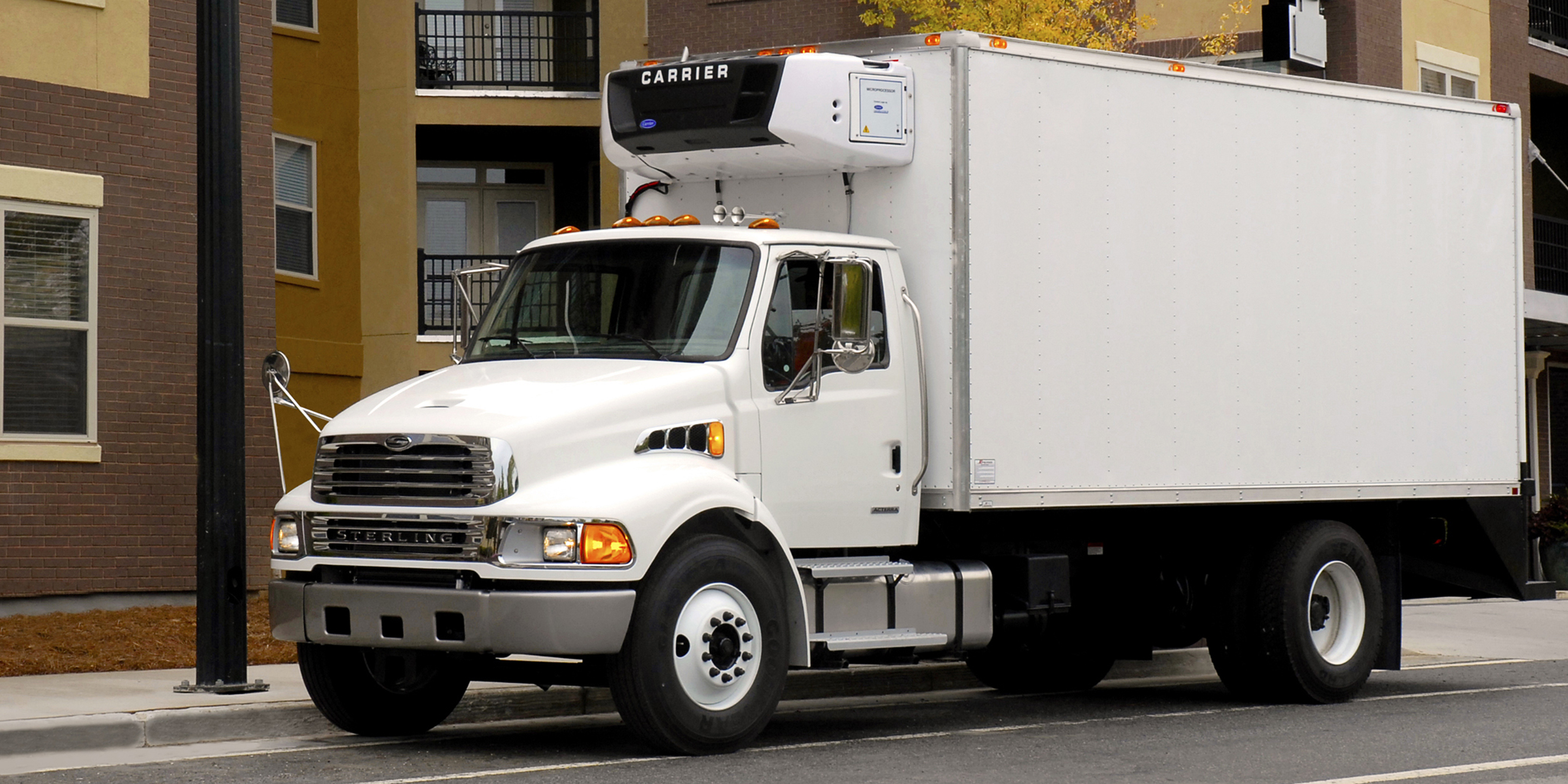 cehiculo ligero de reparto con equipo de refrigeración
